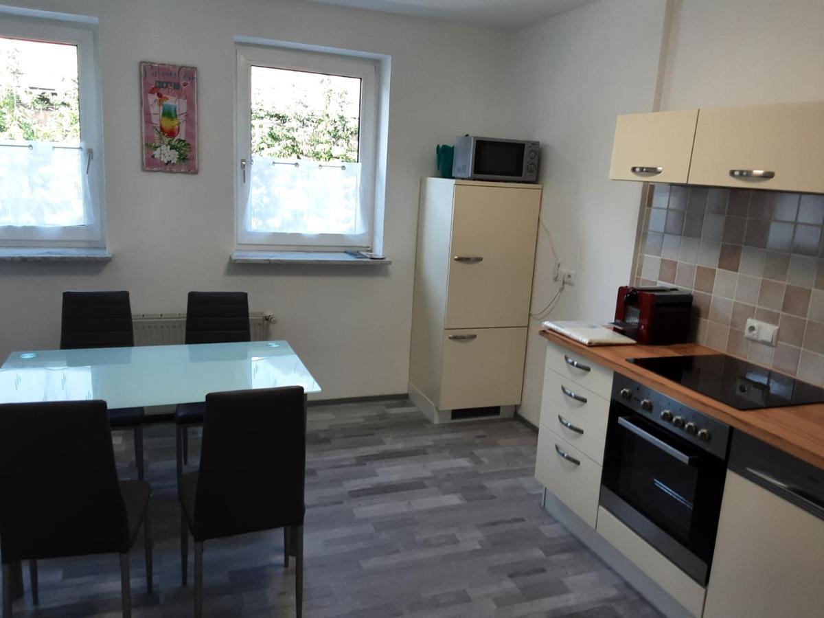 Apartment - Ferienwohnung 1 Treffen Am Ossiachersee Esterno foto