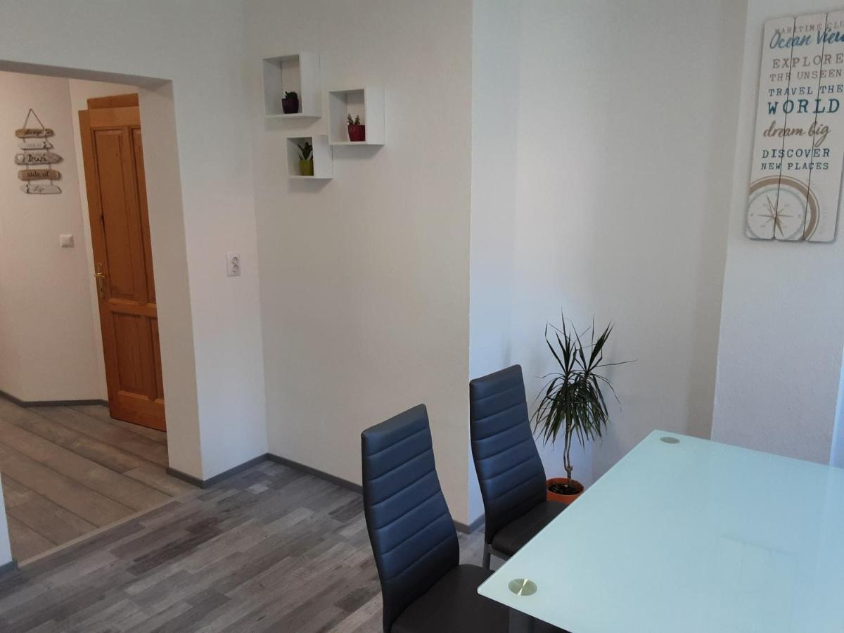 Apartment - Ferienwohnung 1 Treffen Am Ossiachersee Esterno foto
