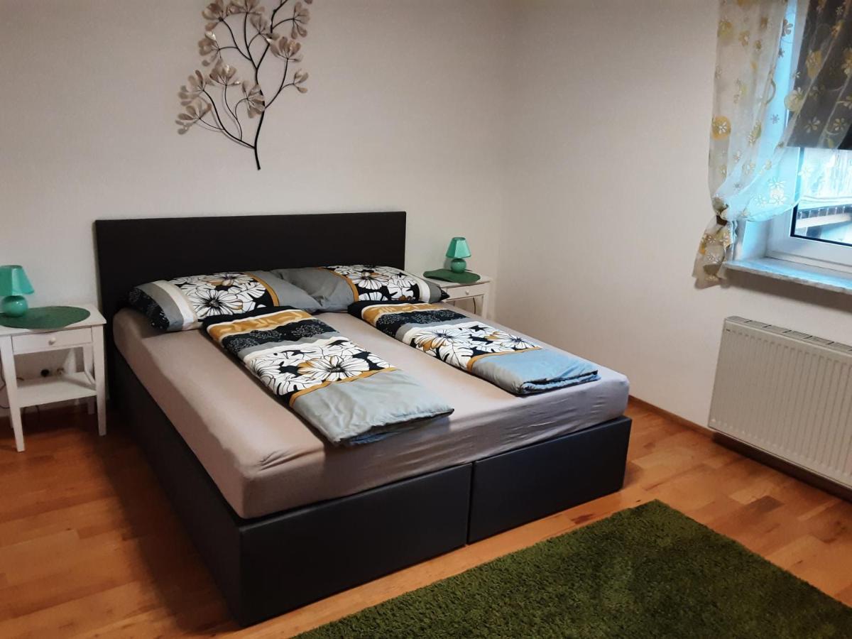 Apartment - Ferienwohnung 1 Treffen Am Ossiachersee Esterno foto